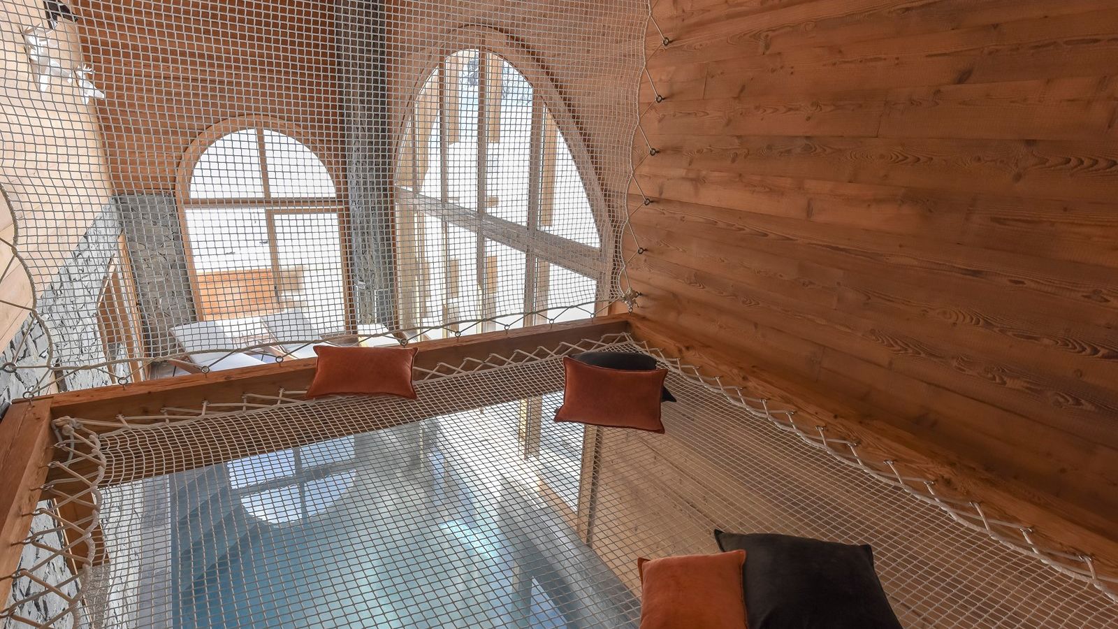 luxury-ski-chalet-meribel-alya-oxford-ski-hammock (1).jpg