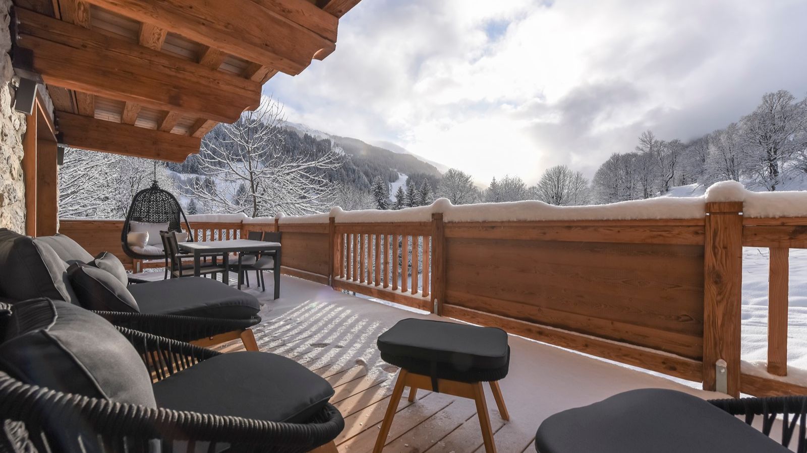 luxury-ski-chalet-meribel-alya-oxford-ski-balcony (3).jpg