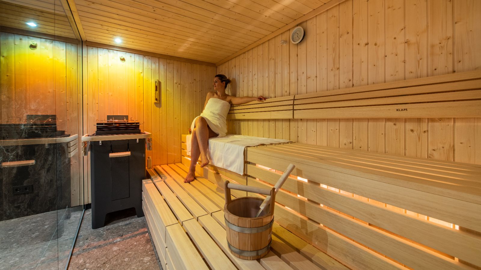Luxury-Ski-Chalet-St-Anton--Penthouse-Fabiola-Oxford-Ski-Sauna.jpg