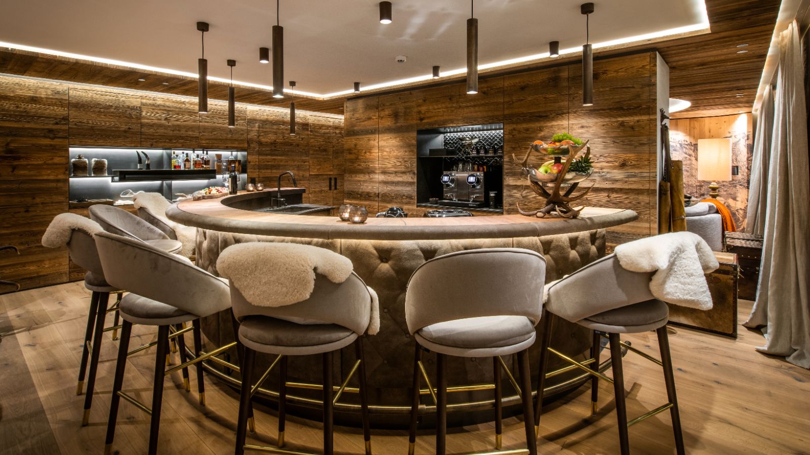 Luxury-Ski-Chalet-St-Anton-Big-Tom-Oxford-Ski-Bar.jpg