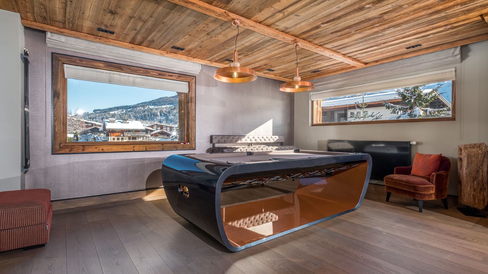 Luxury-Ski-Chalet-Megeve-Chalet-Keystone-Oxford-Ski-Games-Room.jpg