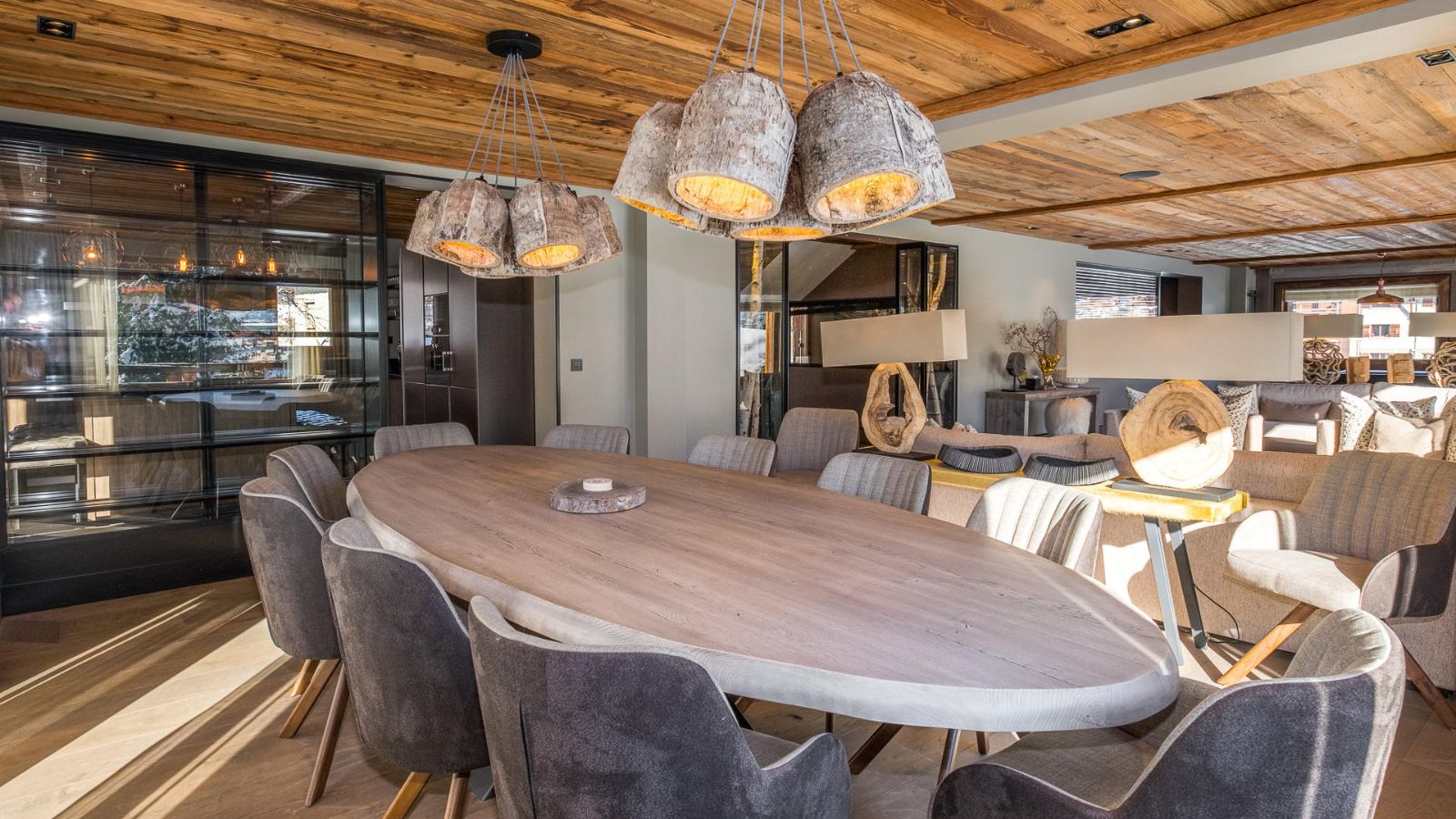Luxury-Ski-Chalet-Megeve-Chalet-Keystone-Oxford-Ski-Dining.jpg