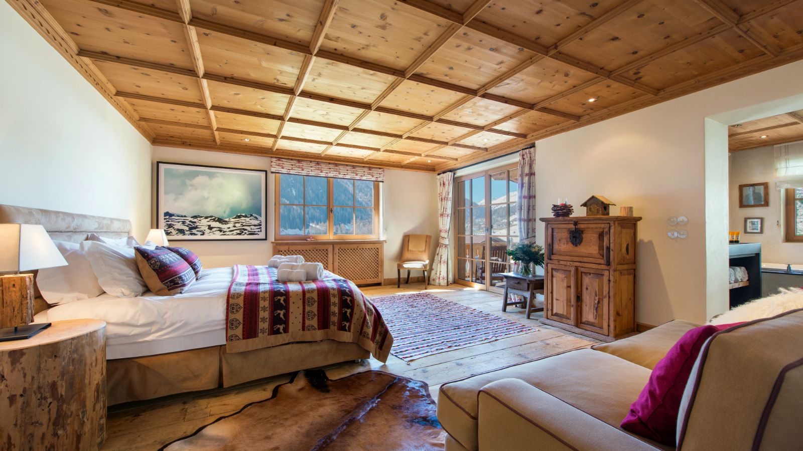 Luxury-Ski-Chalet-St-Anton-Chalet-Maria-Schnee-Oxford-Ski-Bedroom (2).jpg