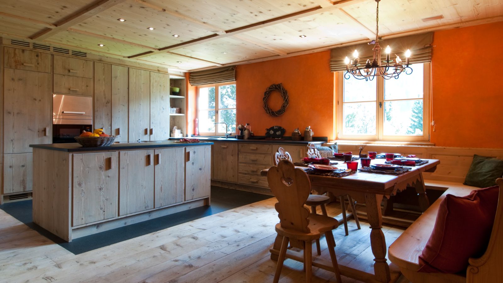 Luxury-Ski-Chalet-St-Anton-Chalet-Maria-Schnee-Oxford-Ski-Kitchen.jpg