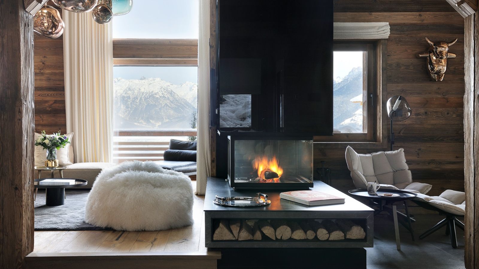 Luxury-Ski-Chalet-Megeve-Chalet-Panorama-Oxford-Ski-Fireplace.jpg