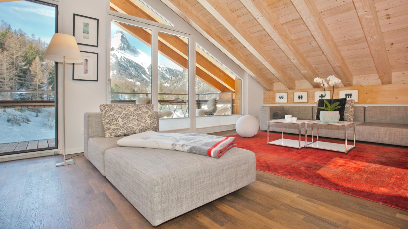 Luxury-Ski-Apartment-Zermatt-Chalet-Altesse-Oxford-Ski-Penthouse-Living Room.jpg