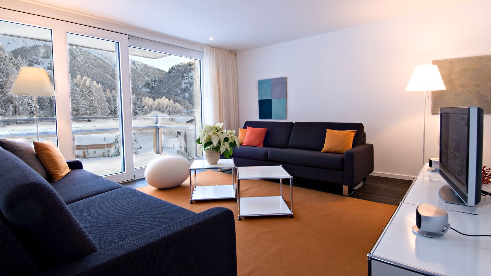 Luxury-Ski-Apartment-Zermatt-Chalet-Altesse-Oxford-Ski-Living Room-First-Floor.jpg