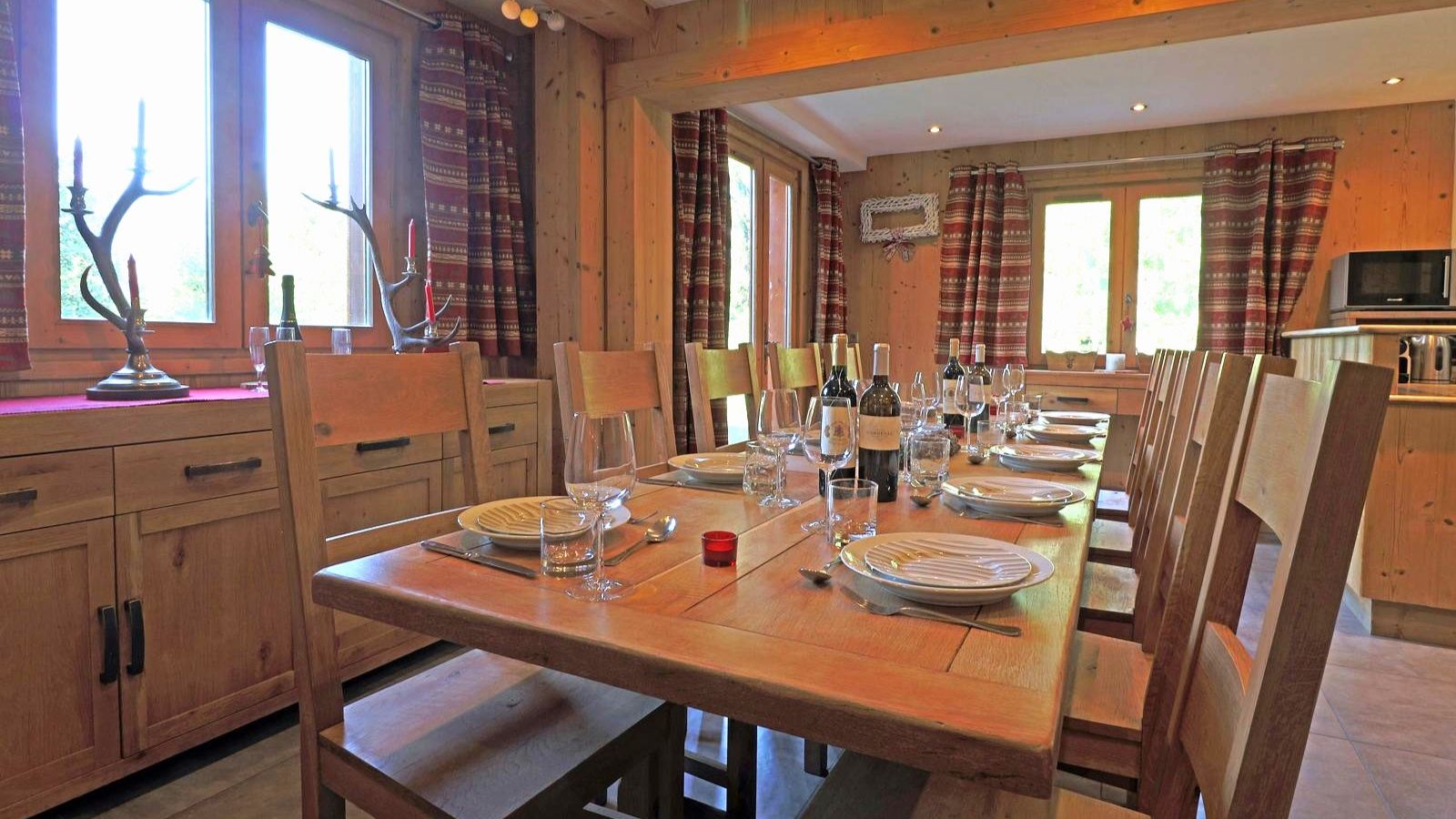 luxury-ski-chalet-meribel-panda-oxford-sk (3).jpg