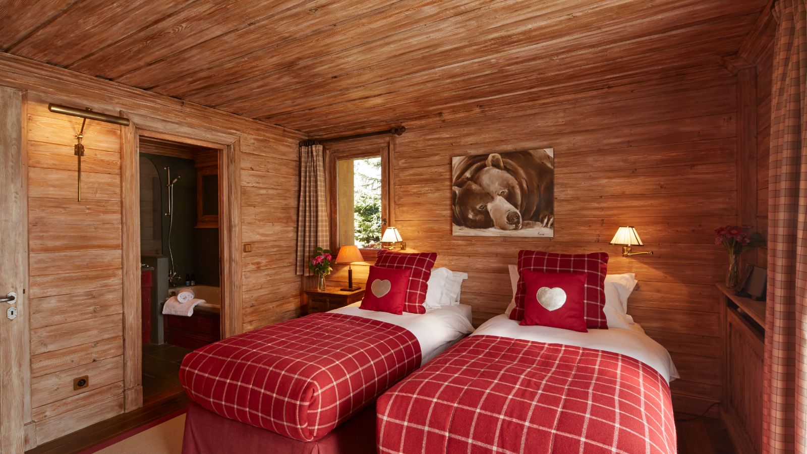 luxury-ski-chalet-meribel-foinsbois-oxford (12).jpg