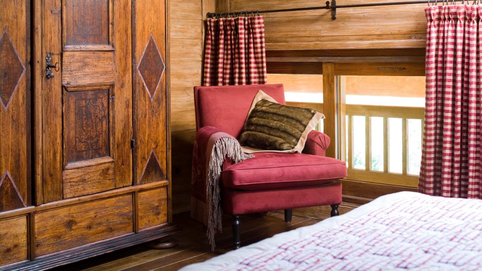 luxury-ski-chalet-meribel-foinsbois-oxford (13).jpg