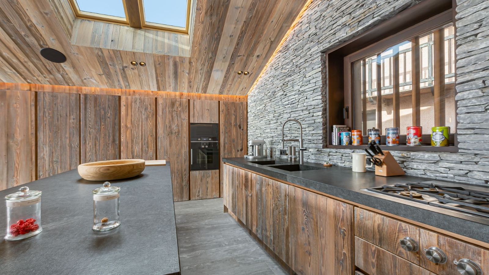 luxury-ski-chalet-gran (5).jpg