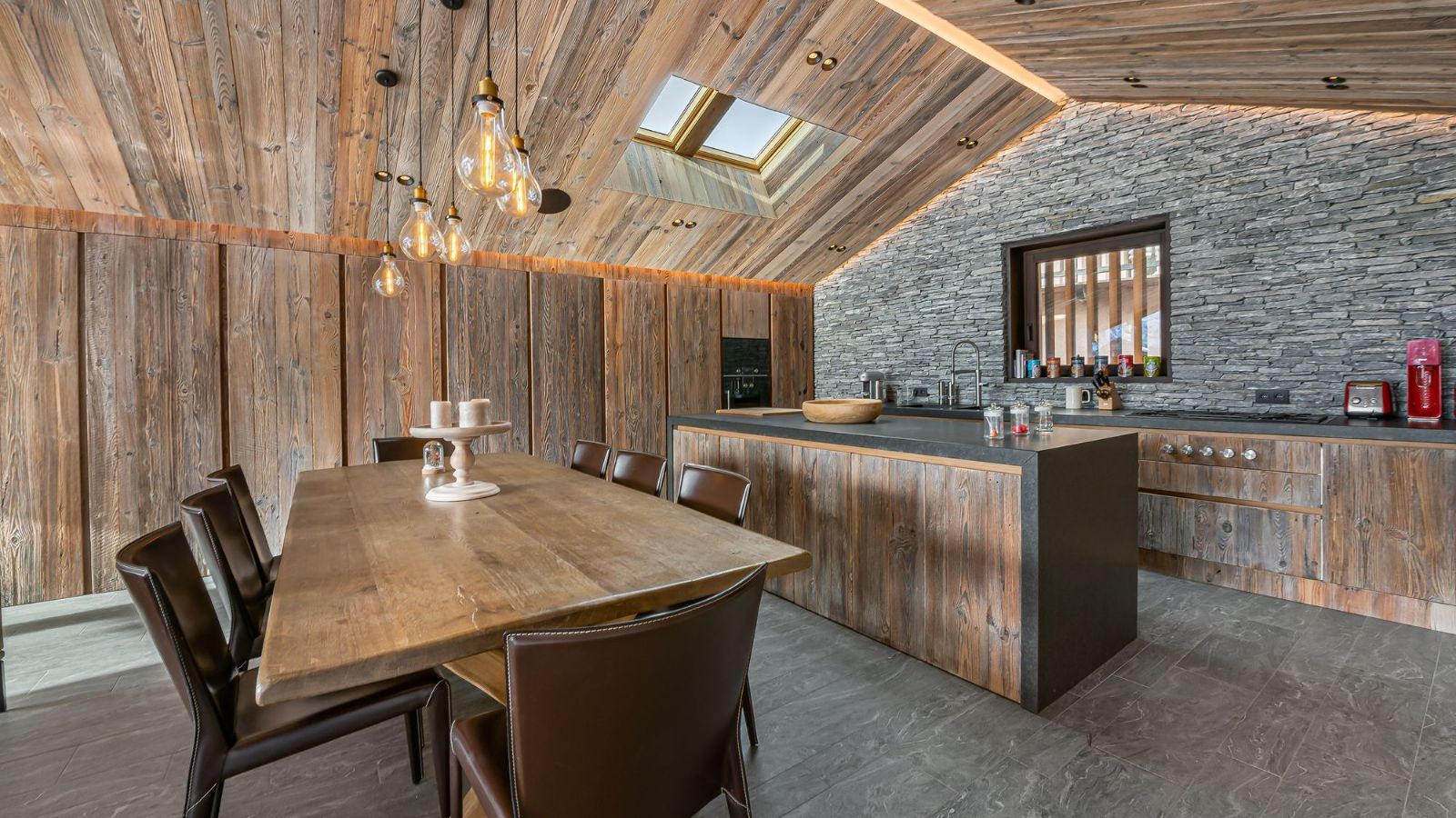 luxury-ski-chalet-gran (6).jpg