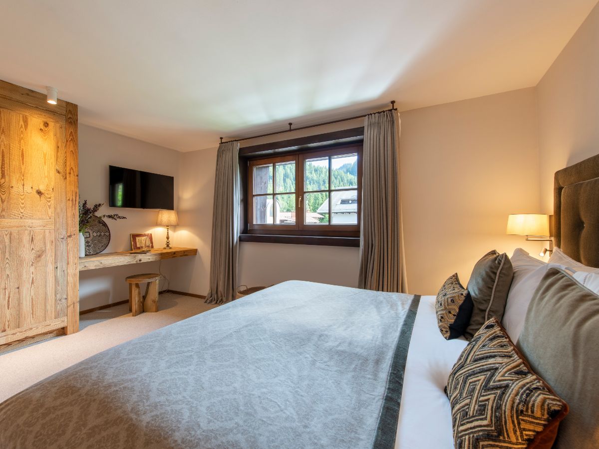 Luxury-ski-chalet-st-anton-Kikombe-Lo (5).jpg