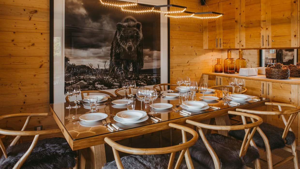 Luxury-Ski-Chalet-Verbier-Chalet-Valentine-Oxford-Ski-Dining.jpg