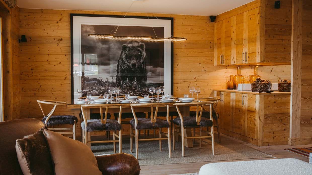 Luxury-Ski-Chalet-Verbier-Chalet-Valentine-Oxford-Ski-Dining2.jpg