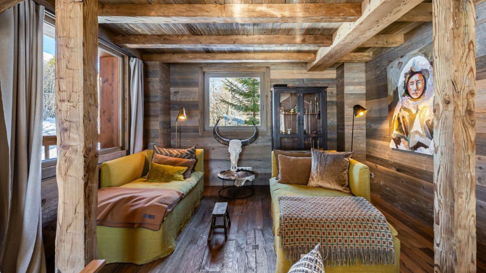 Luxury-ski-chalet-Meribel-Chalet-Haapiti-Oxford-Ski-Snug.jpg