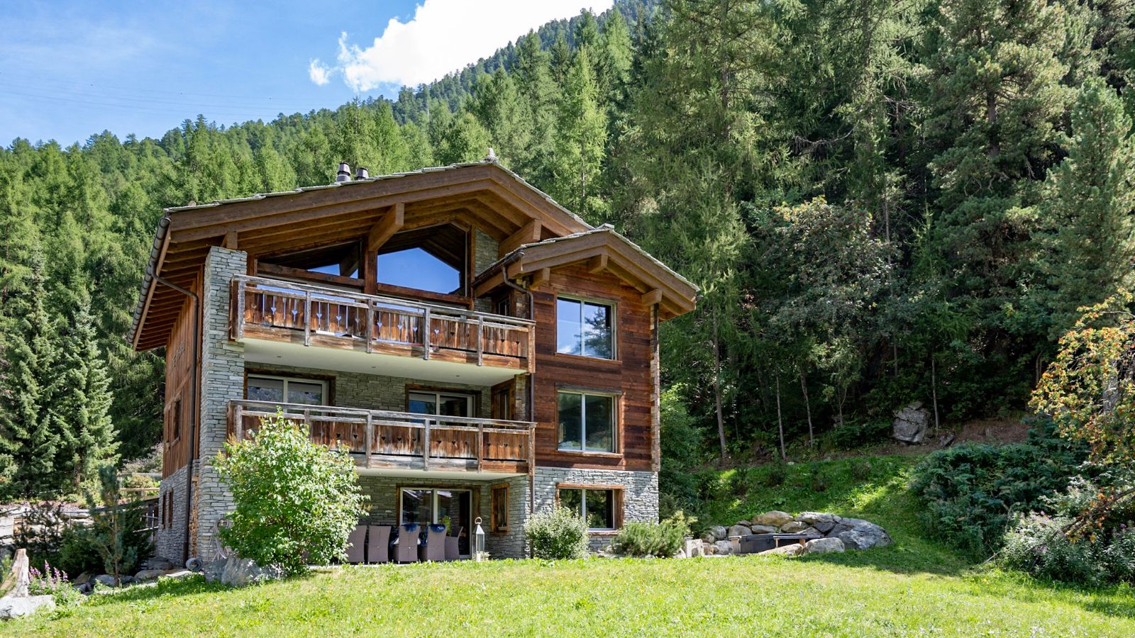 Luxury-Ski-chalet-Zermatt-Chalet-White-Pearl (18).jpg