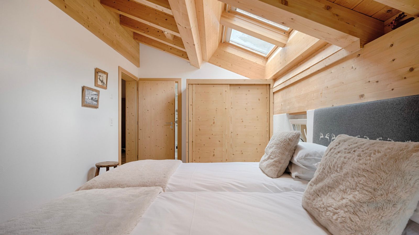 Luxury-Ski-Chalet-Zermatt-Tuftra6 (9).jpg