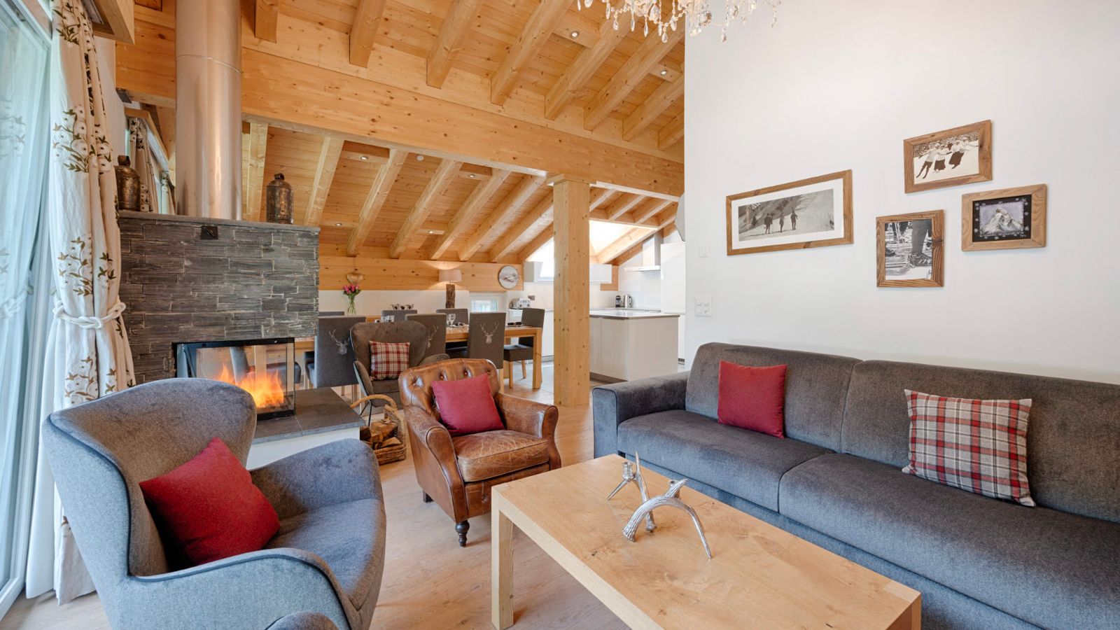 Luxury-Ski-Chalet-Zermatt-Tuftra6 (3).jpg