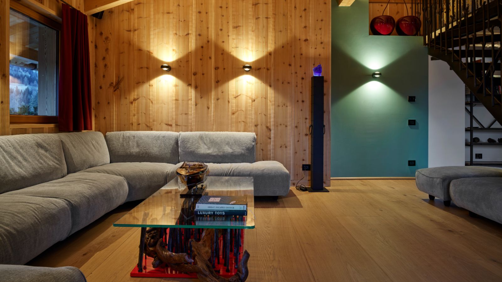 Luxury-ski-chalet-Cortina-Chalet-Serge-Oxford-Ski-Lounge (2).jpg