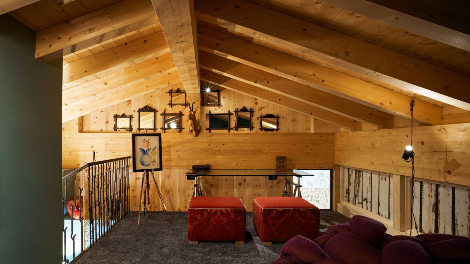 Luxury-ski-chalet-Cortina-Chalet-Serge-Oxford-Ski-Mezzanine (2).jpg