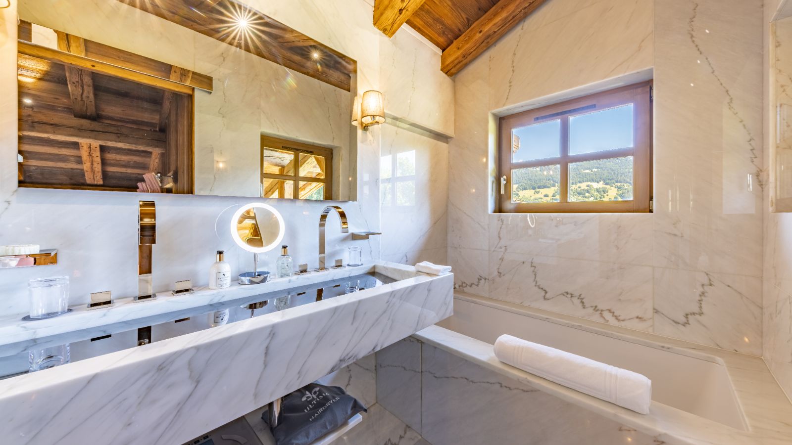 Luxury-Ski-Chalet-Megeve-Ultima-Megeve-Oxford-Ski-Bathroom.jpg