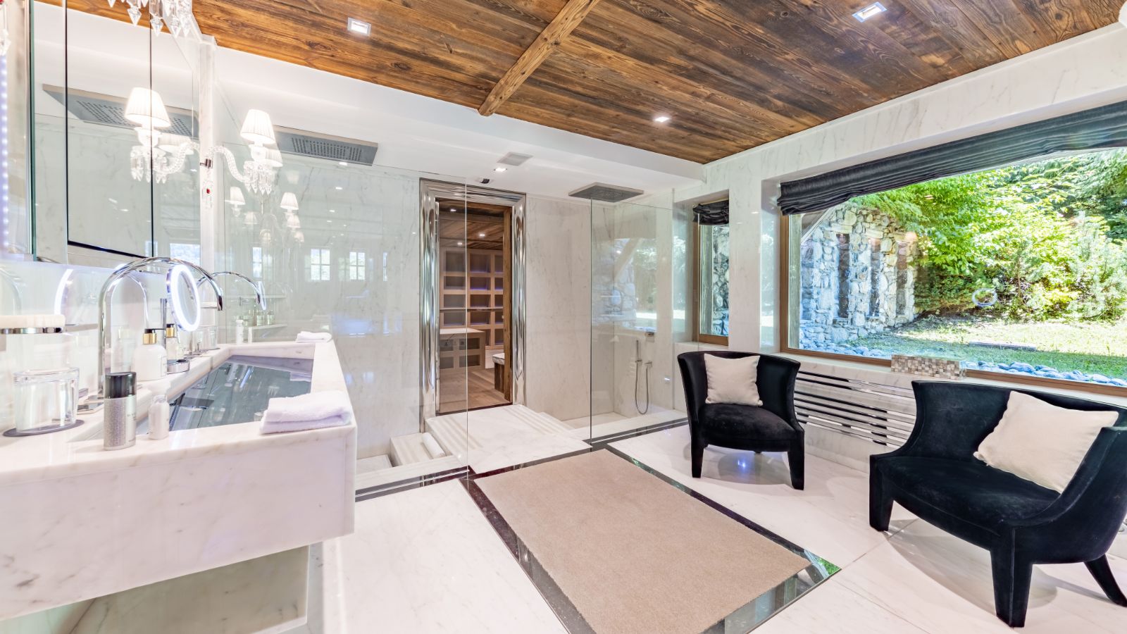 Luxury-Ski-Chalet-Megeve-Ultima-Megeve-Oxford-Ski-Bathroom (2).jpg