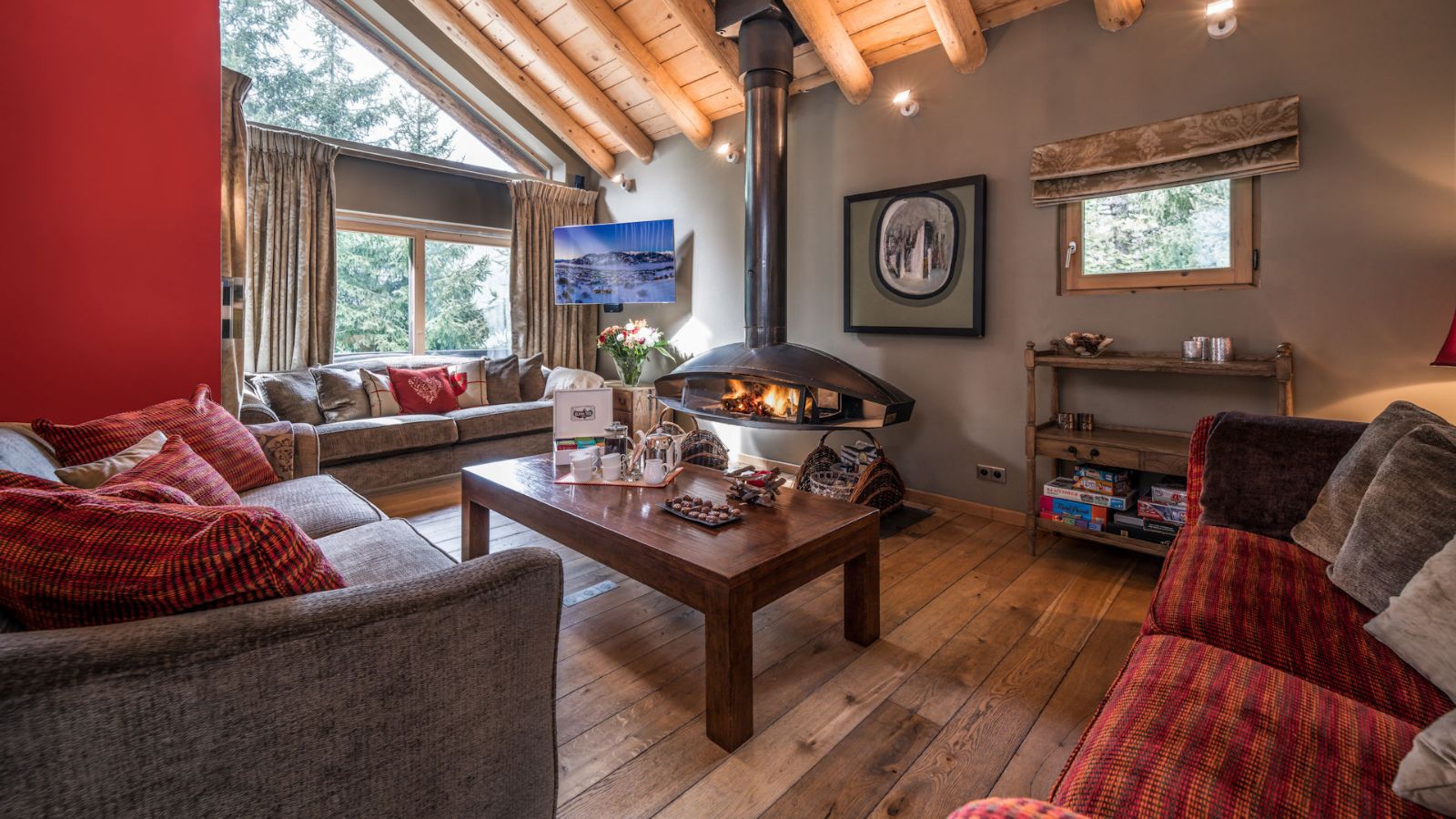 luxury-ski-chalet-meribel-arolla-oxfordski-living.jpg