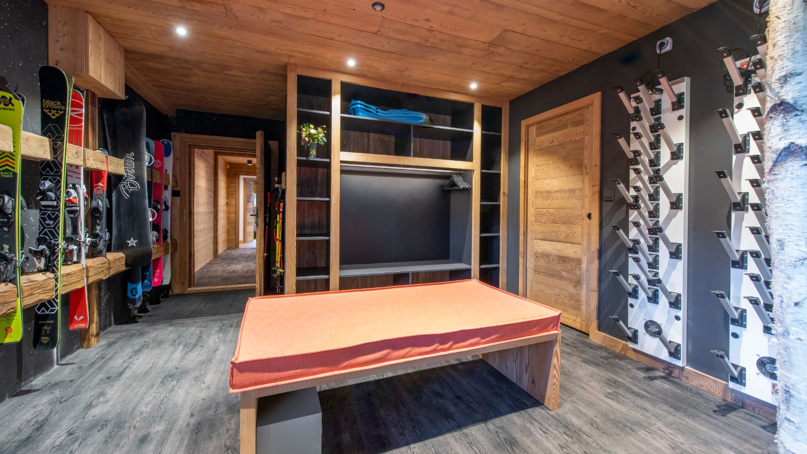 Luxury-Ski-Chalet-Megeve-Chalet-La-Connivence-Oxford-Ski-Ski-Room.jpg