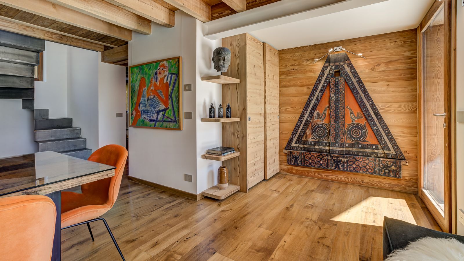 Luxury-Ski-Chalet-Chamonix-Chalet-Picoso-Oxford-Ski-Lounge (3).jpg