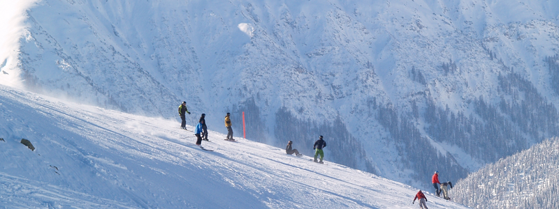 Ski Piste in Davos with people skiing