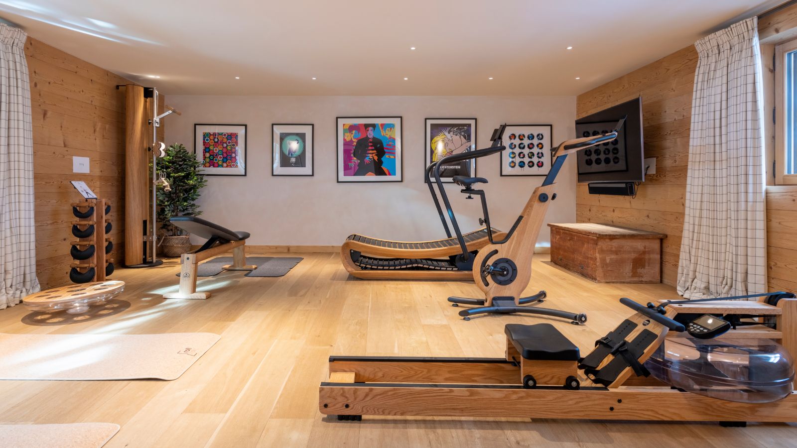 Luxury-Ski-Chalet-Verbier-Chouqui-Oxford-Ski-Gym.jpg