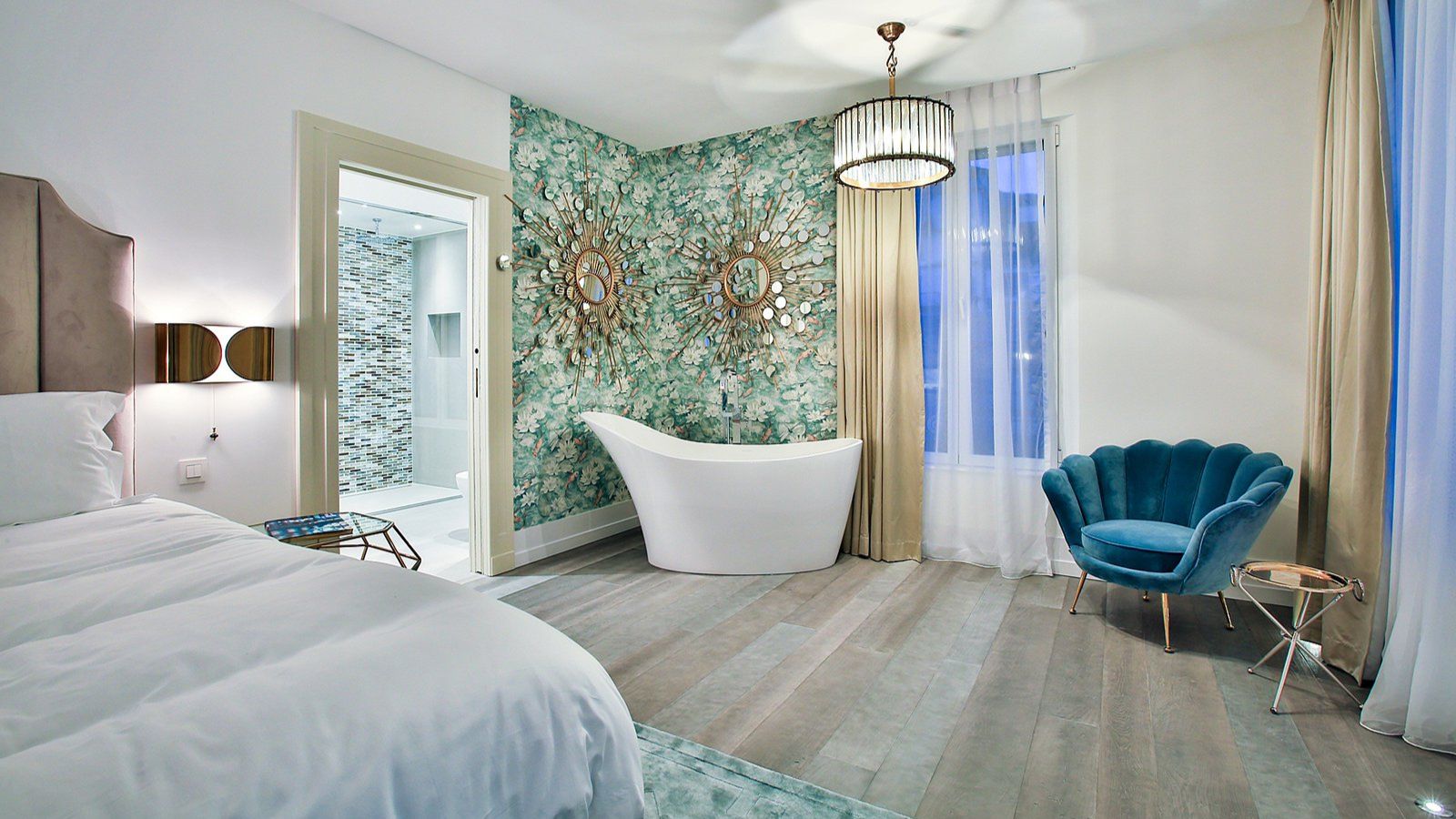 Luxury-Ski-Chalet-Chamonix-Le-Lustre-Oxford-Ski-Bedroom (1).jpg