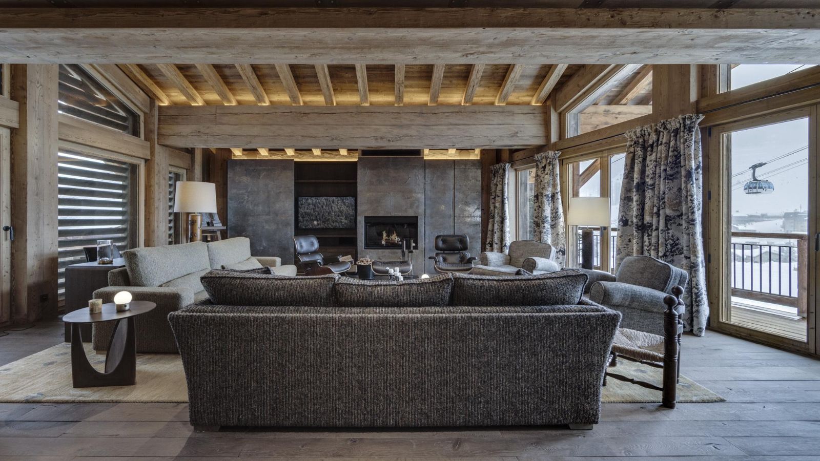 Luxury-Ski-Chalet-Val-d-Isere-Chalet-Ottawa-Oxford-Ski-Bedroom (16).jpg