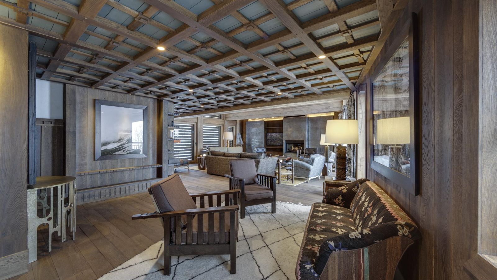 Luxury-Ski-Chalet-Val-d-Isere-Chalet-Ottawa-Oxford-Ski-Bedroom (17).jpg