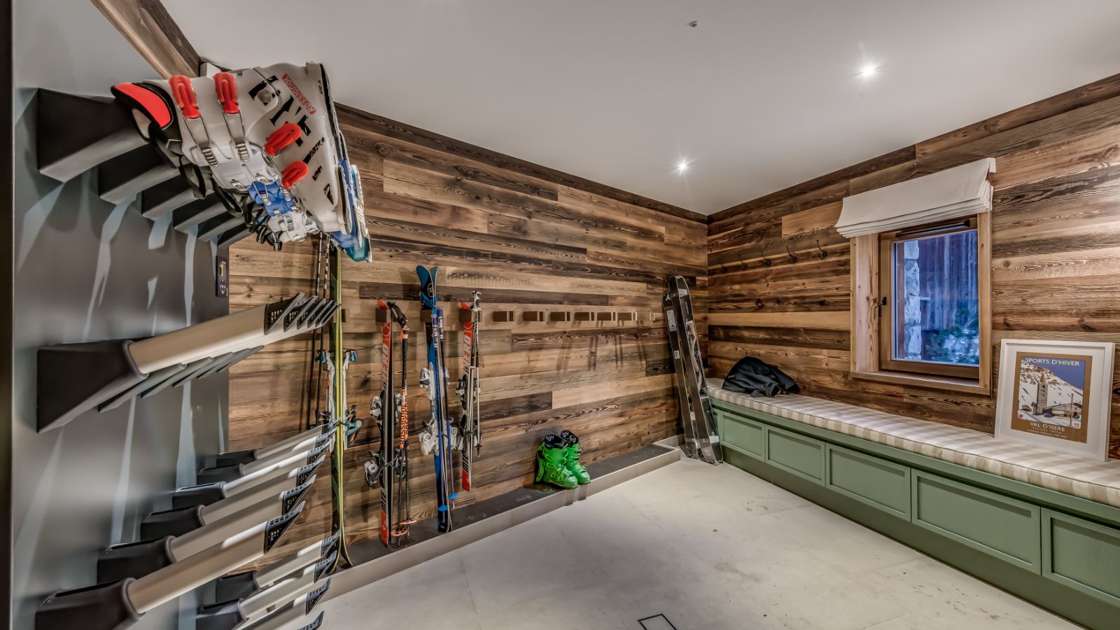 Luxury-Ski-Chalet-Val-d'Isere-Chalet-Blackcomb-Oxford-Ski-Ski-Room.jpg