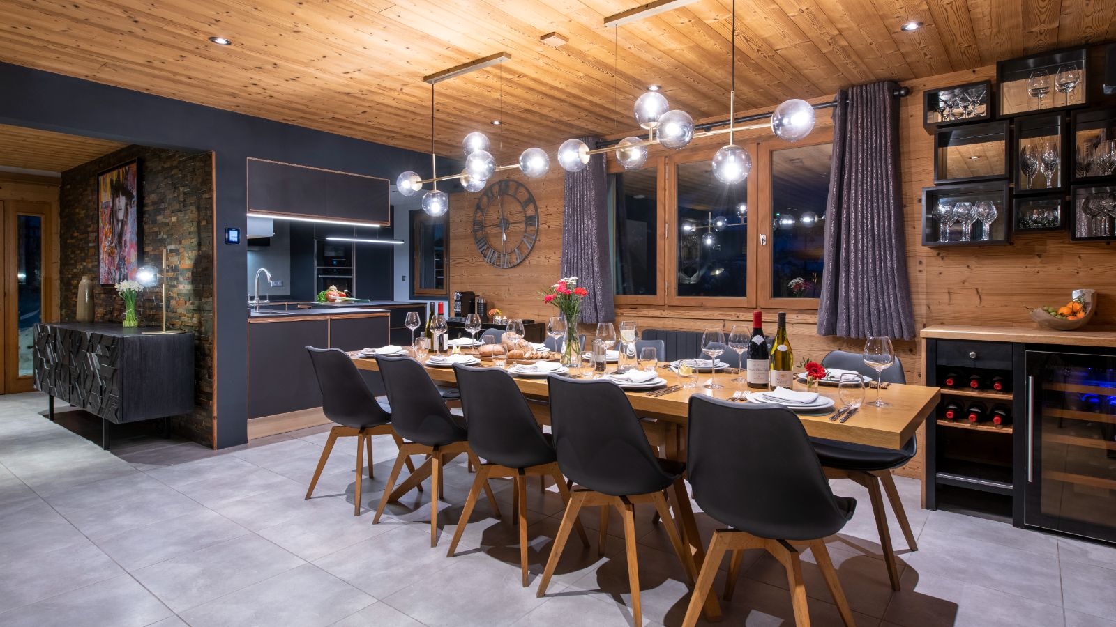 Luxury-Ski-Chalet-Morzine-Twenty-26-Oxford-Ski-Dining.jpg