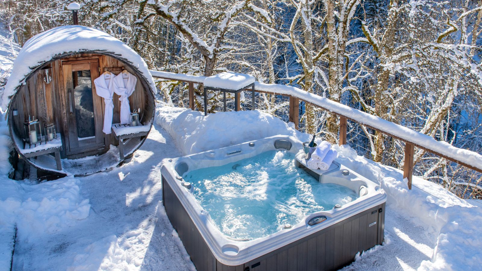 Luxury-Ski-Chalet-Morzine-Twenty-26-Oxford-Ski-Sauna-Hot-Tub.jpg