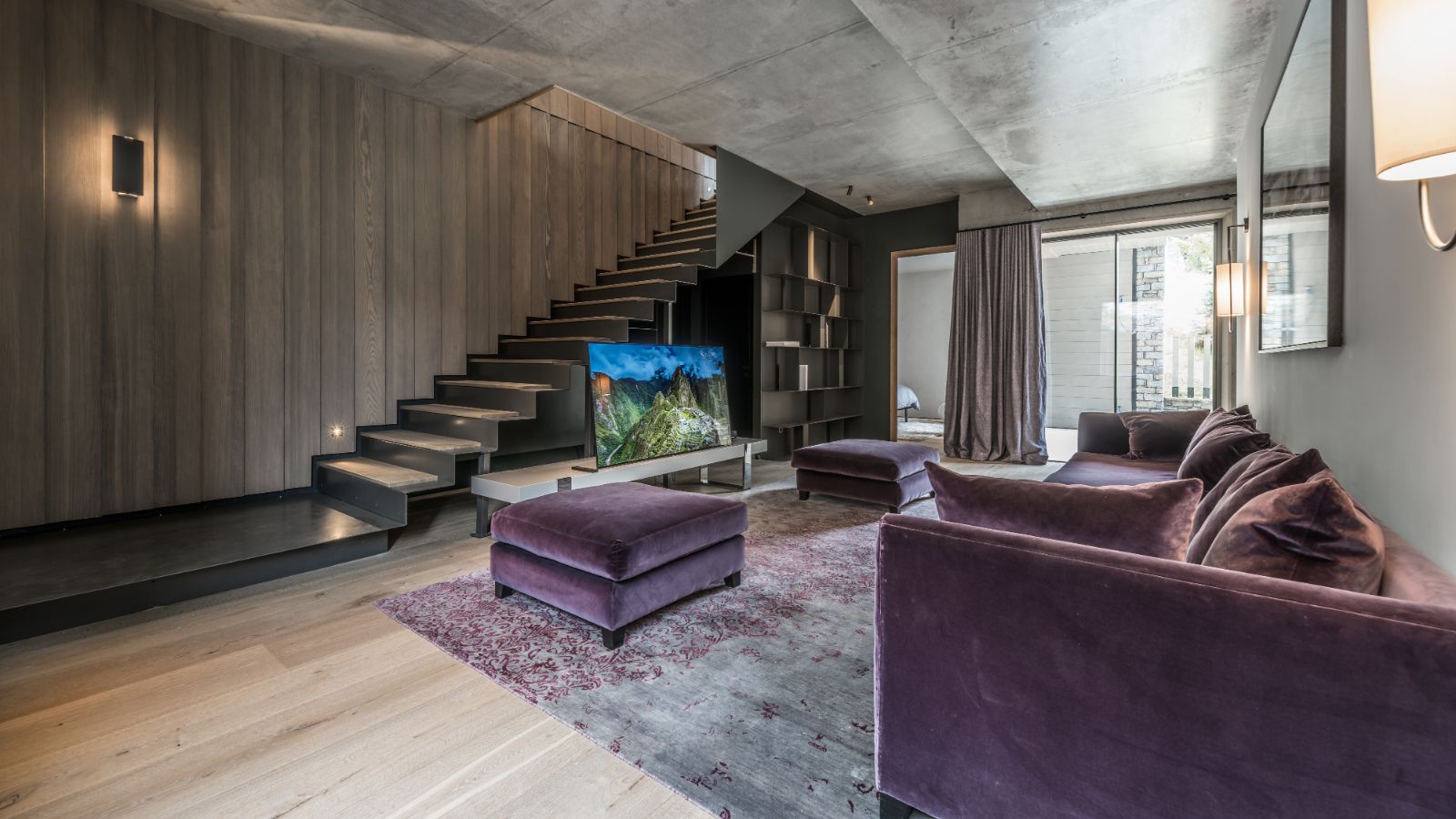 Luxury-Ski-Chalet-Courchevel-Le-Praz-Chalet-Celeste-Oxford-Ski-Bedroom (6).jpg