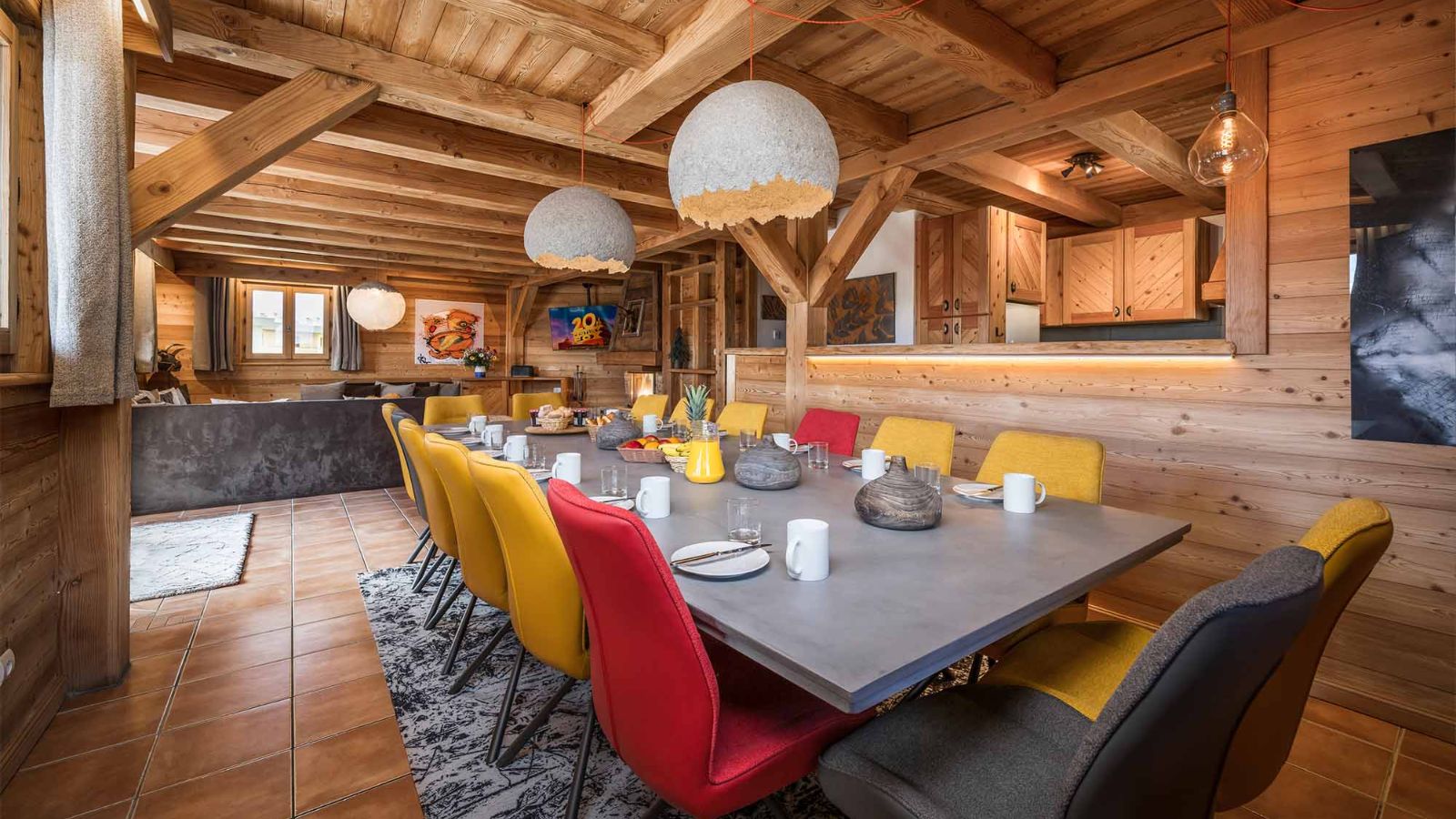 Luxury-Ski-Chalet-Alpe-d-Huez-Chalet-Le-Chateau-Oxford-Ski-Dining.jpg