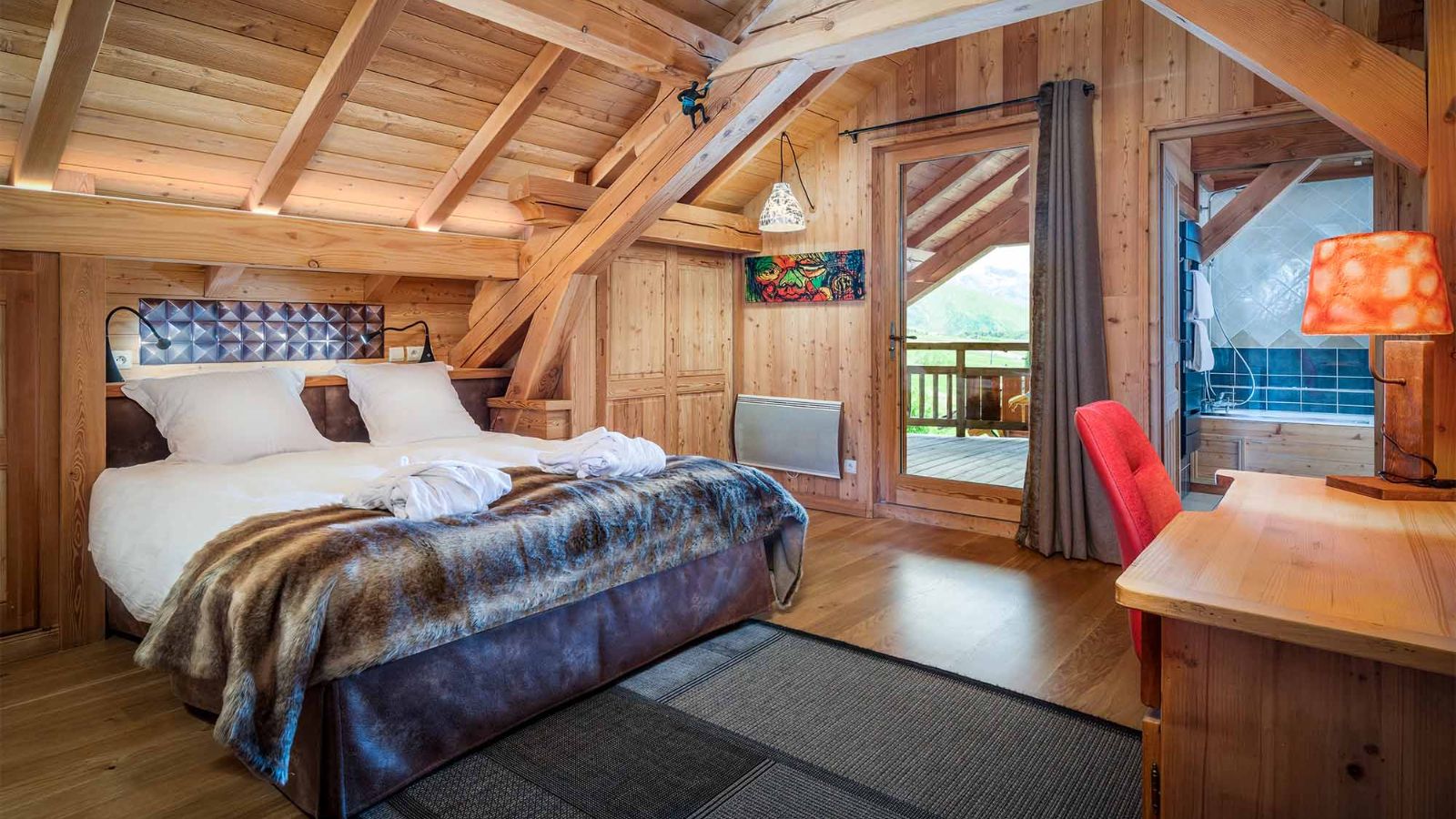 Luxury-Ski-Chalet-Alpe-d-Huez-Chalet-Le-Chateau-Oxford-Ski-Bedroom (8).jpg