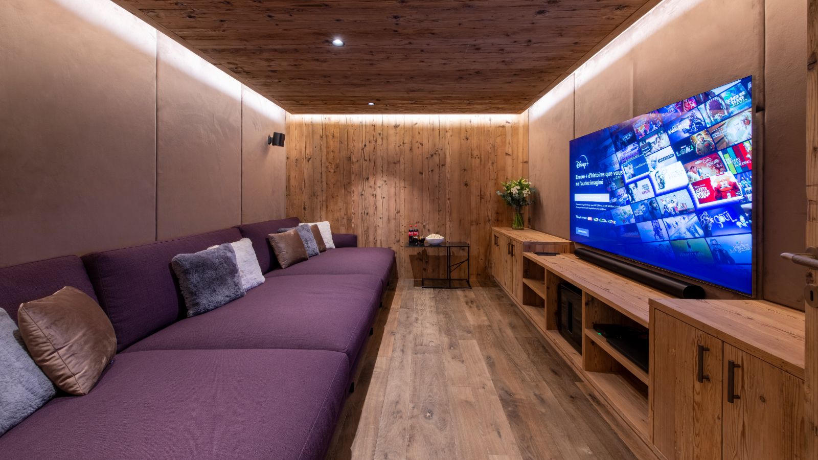 Luxury-Ski-Chalet-Verbier-Chalet-Foulon-Oxford-Ski-cinema.jpg