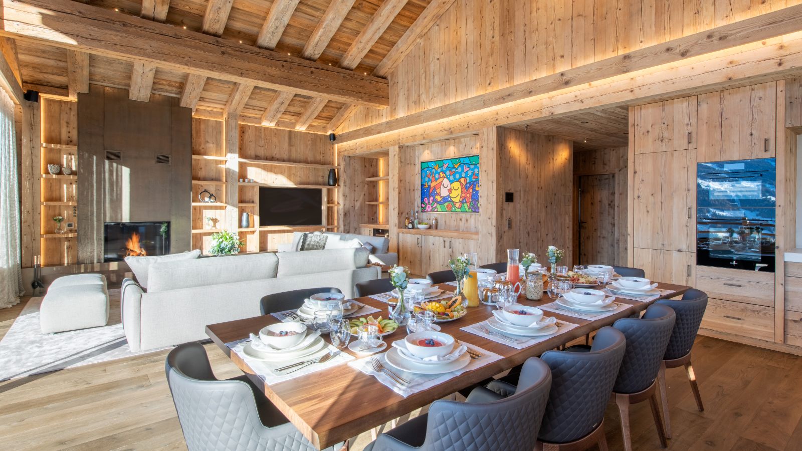 Luxury-Ski-Chalet-Verbier-Chalet-Foulon-Oxford-Ski-Dining.jpg