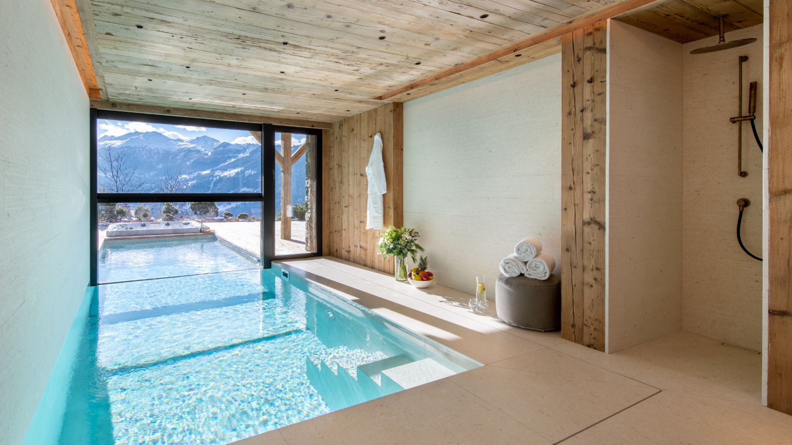 Luxury-Ski-Chalet-Verbier-Chalet-Foulon-Oxford-Ski-Pool2.jpg
