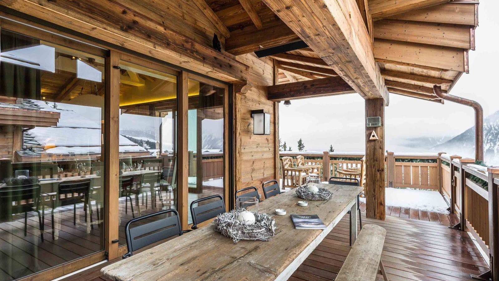 luxury-ski-chalet-courchevel-1850-bastidons-oxford-ski-company (27).jpg