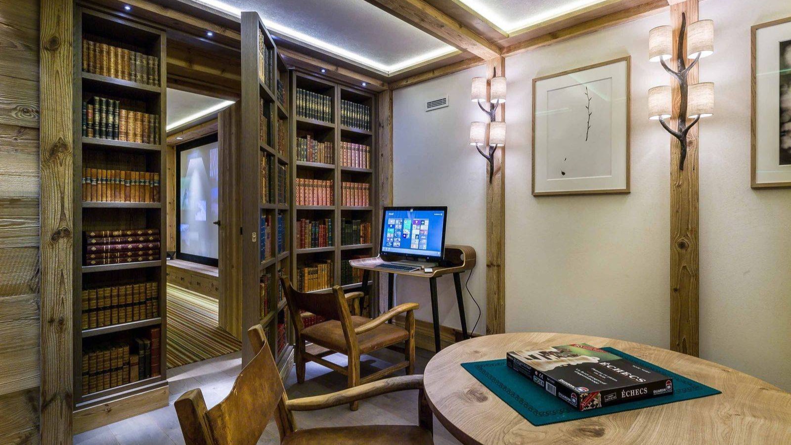 luxury-ski-chalet-courchevel-1850-bastidons-oxford-ski-company (17).jpg