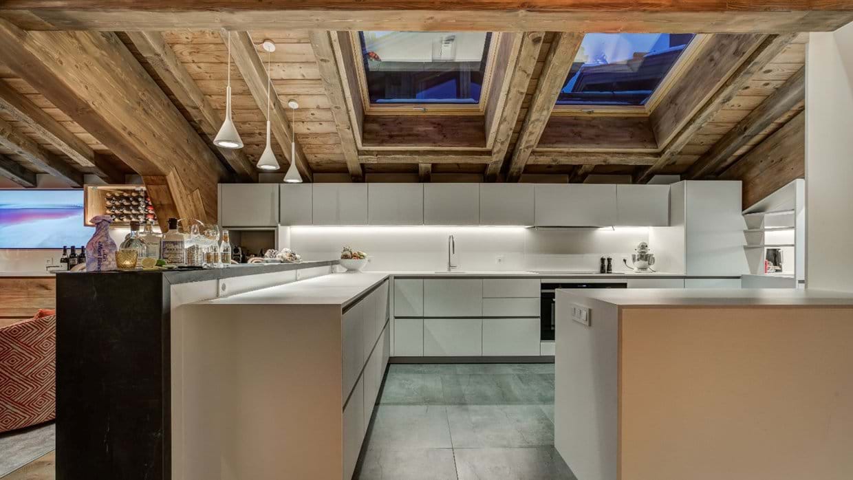 Chalet Constantia | Luxury Ski Chalets St Martin de Belleville | Oxford ...