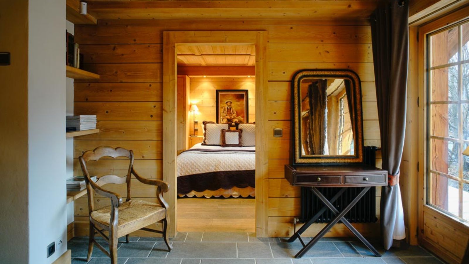 Luxury-Ski-Chalet-Megeve-Chalet-Baltus-Oxford-Ski-Bedroom (11).jpg