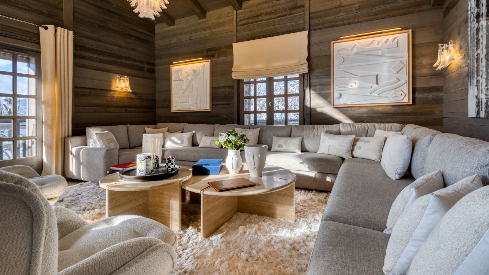 Luxury-Ski-Chalet-Megeve-Chalet-Mandala-Oxford-Ski-Lounge.jpg