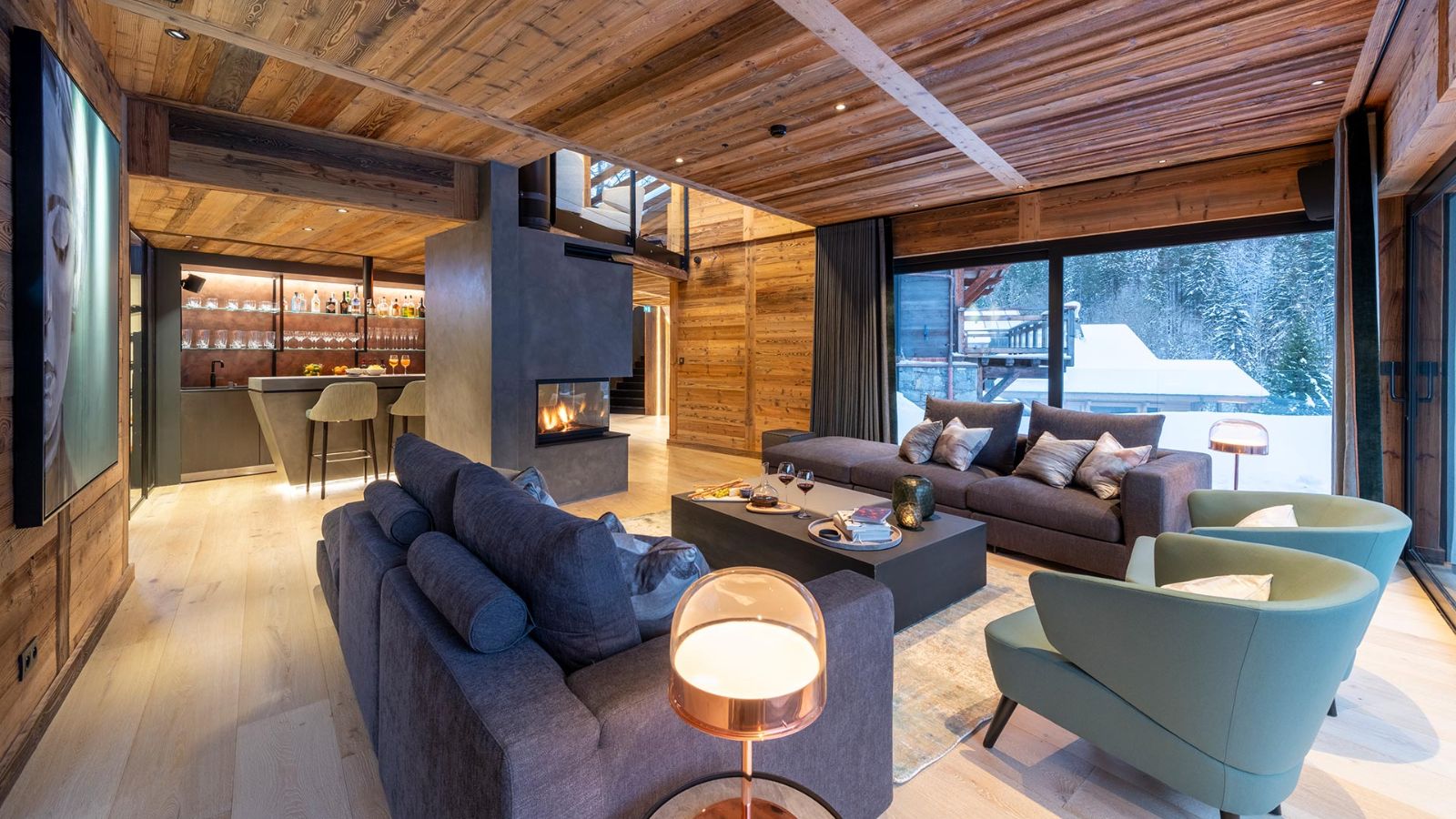 Luxury-Ski-Chalet-Morzine-Chalet-Tataali-Oxford-Ski-Lounge.jpg